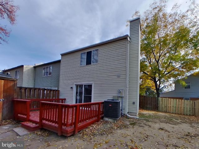 3695 MASTHEAD TRL, Triangle, VA 22172