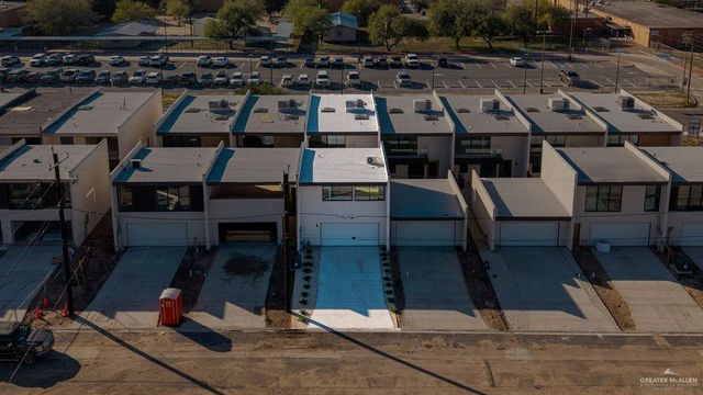 1410 S 7th Avenue, Edinburg, TX 78539