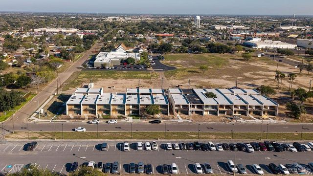 1410 S 7th Avenue, Edinburg, TX 78539