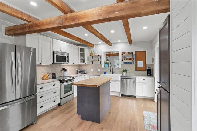 1516 Hobbs Road, Rogers, KY 41365