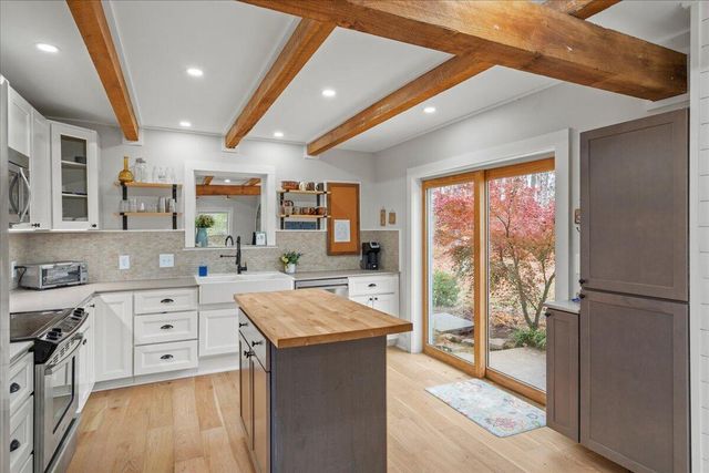 1516 Hobbs Road, Rogers, KY 41365