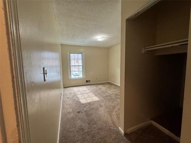 5140 High Point Road 21, Union City, GA 30291