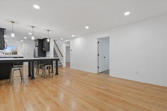 2597 S Austin STREET, Milwaukee, WI 53207