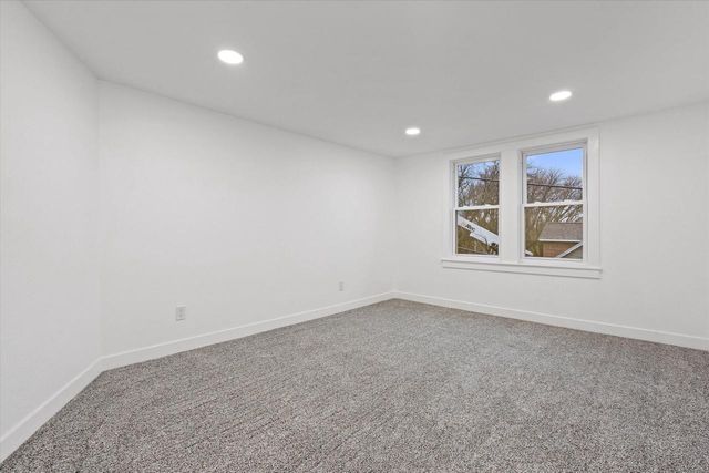 2597 S Austin STREET, Milwaukee, WI 53207