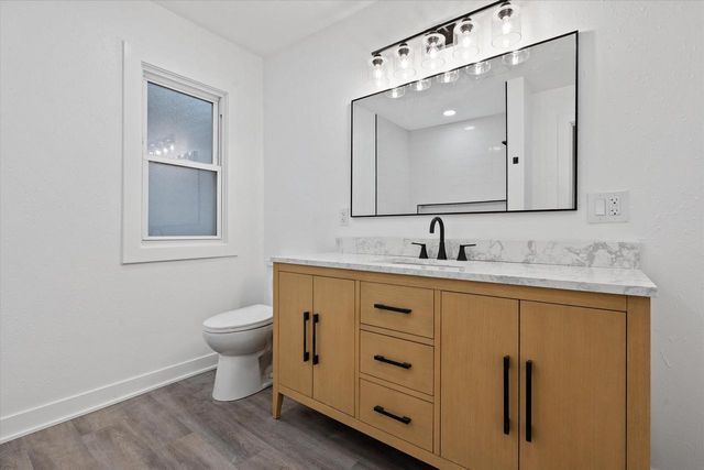 2597 S Austin STREET, Milwaukee, WI 53207