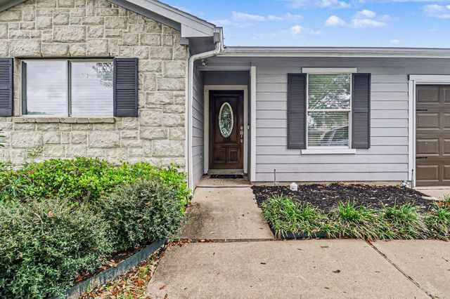 2910 Meiko Drive, Houston, TX 77045