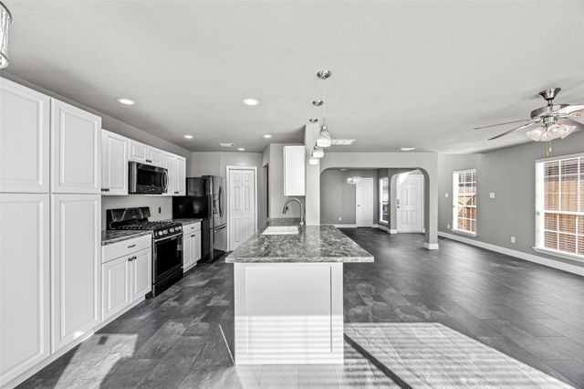 13718 Rural Oak Street, Houston, TX 77034