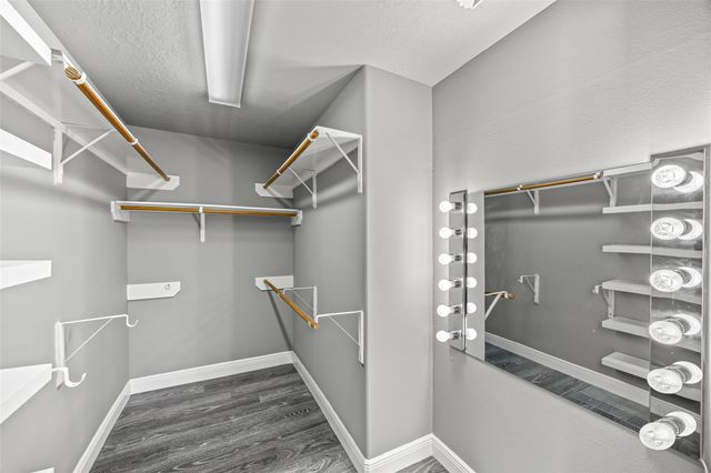 13718 Rural Oak Street, Houston, TX 77034