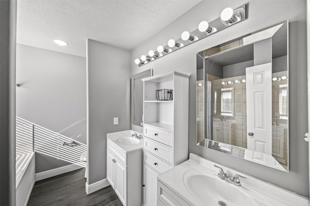 13718 Rural Oak Street, Houston, TX 77034