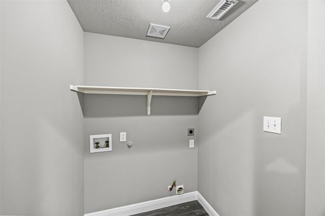 13718 Rural Oak Street, Houston, TX 77034