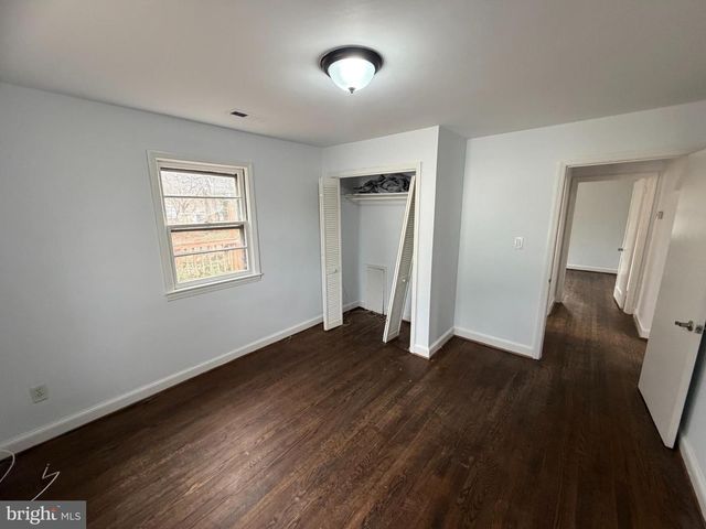 9704 BLAKE LN, Fairfax, VA 22031