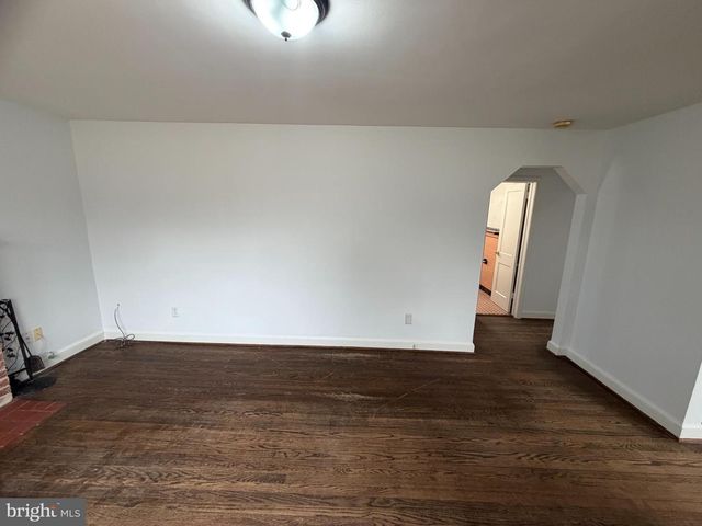 9704 BLAKE LN, Fairfax, VA 22031