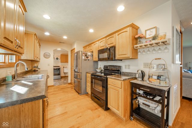154 Bay Ridge Drive, Pendleton, IN 46064