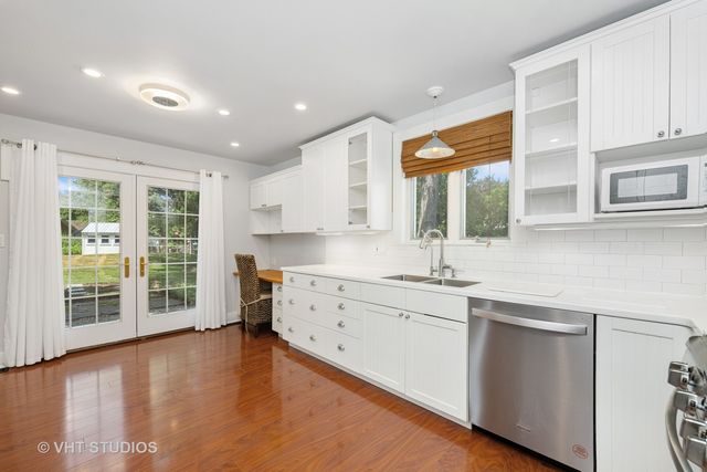 25030 W Fox Avenue, Antioch, IL 60002