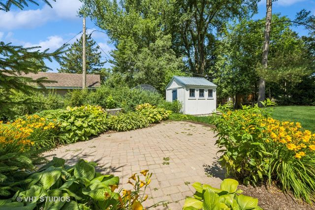 25030 W Fox Avenue, Antioch, IL 60002