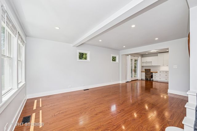 25030 W Fox Avenue, Antioch, IL 60002