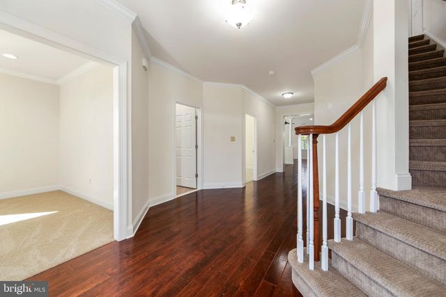 4 BEDFORD DR, Medford, NJ 08055