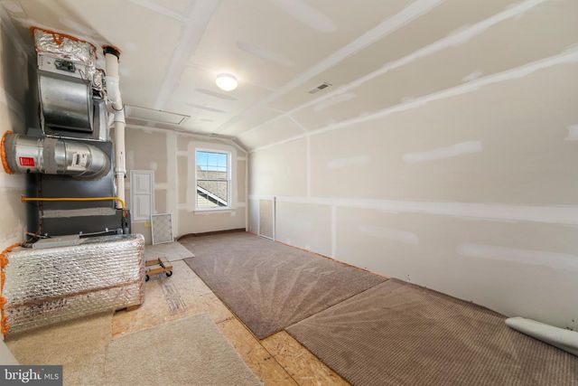 4 BEDFORD DR, Medford, NJ 08055