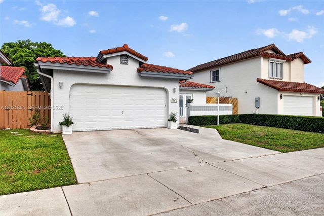 11038 SW 148th Place, Miami, FL 33196
