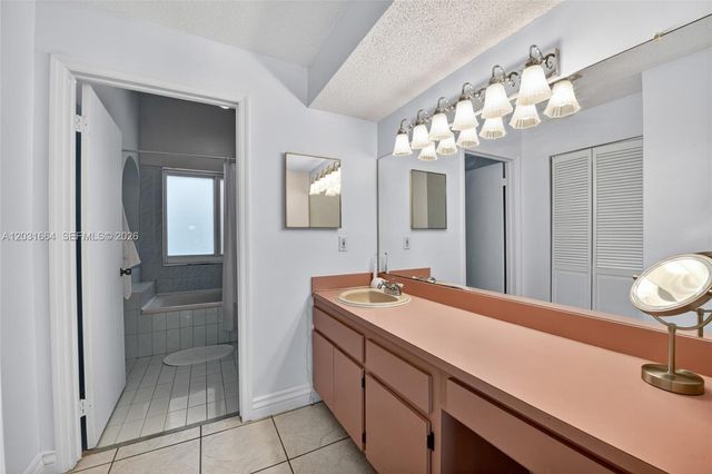 11038 SW 148th Place, Miami, FL 33196