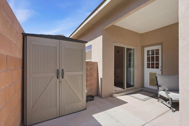 6227 Nueva Espana Road NW, Albuquerque, NM 87114