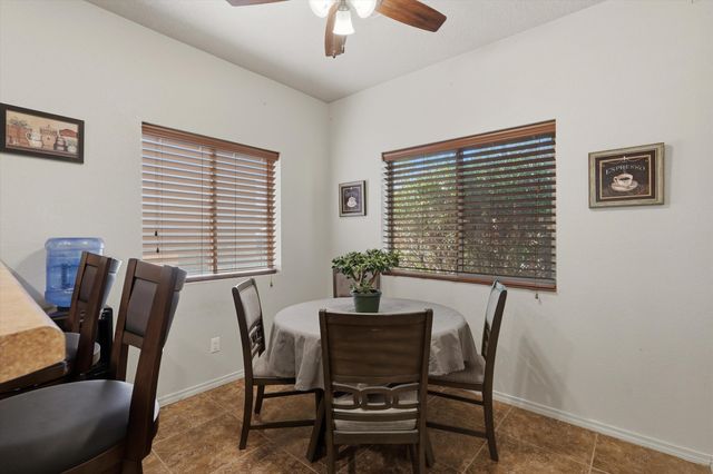 6227 Nueva Espana Road NW, Albuquerque, NM 87114
