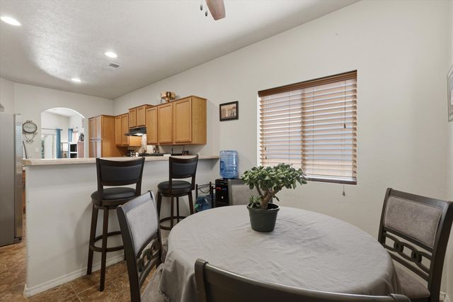 6227 Nueva Espana Road NW, Albuquerque, NM 87114