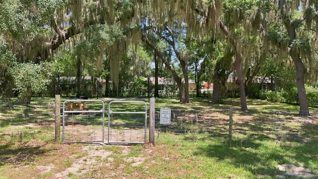 3104 GARDEN ROAD, Eustis, FL 32726