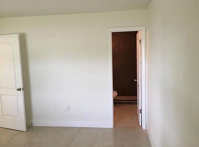 1290 NE 119th St 1B, Miami, FL 33161