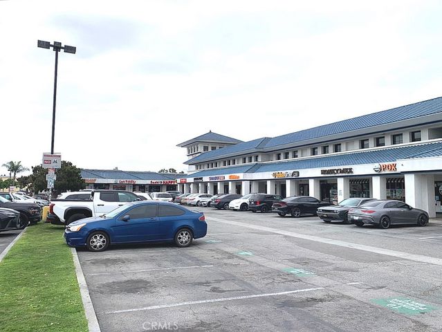 1747 W Redondo Beach Boulevard 117, Gardena, CA 90247