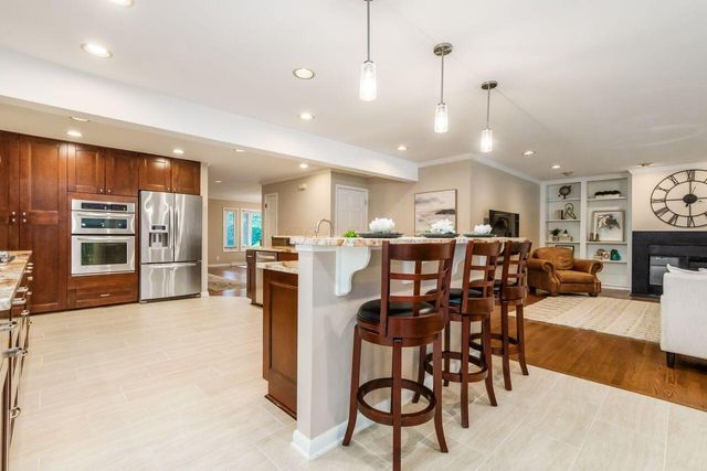 4994 Henderson Heights Road, Columbus, OH 43220