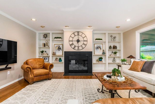 4994 Henderson Heights Road, Columbus, OH 43220
