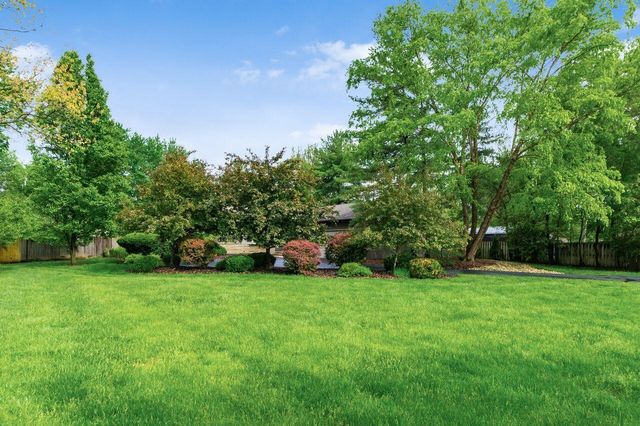 4994 Henderson Heights Road, Columbus, OH 43220