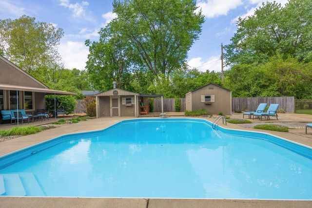 4994 Henderson Heights Road, Columbus, OH 43220