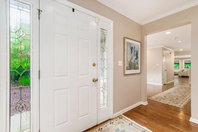 4994 Henderson Heights Road, Columbus, OH 43220