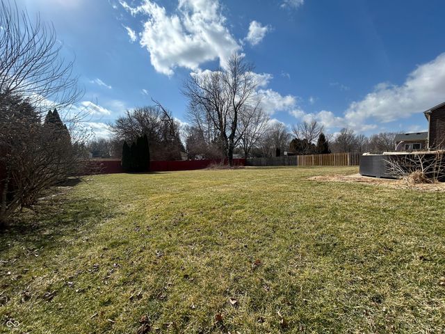 11723 Crab Apple Road, Indianapolis, IN 46239