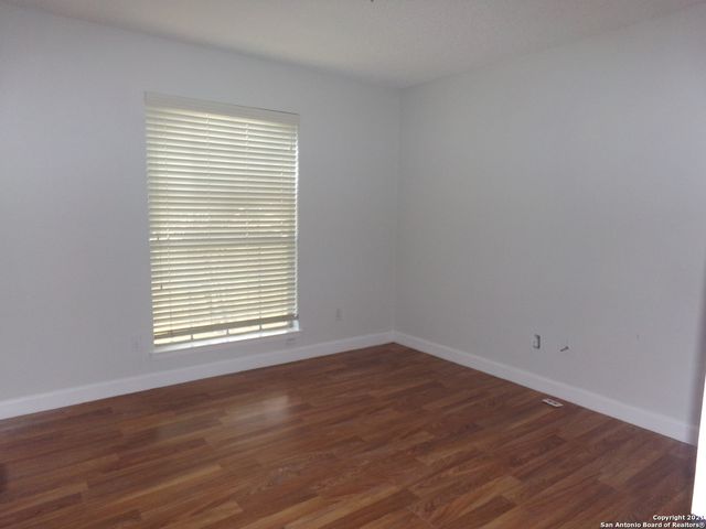 2814 Meadow River, San Antonio, TX 78251