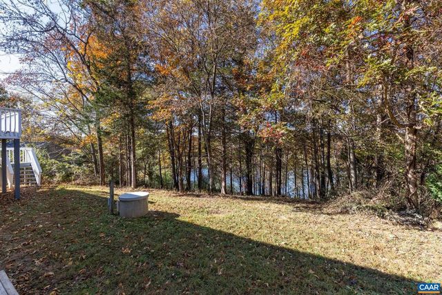 736 JONQUIL RD, Ruckersville, VA 22968