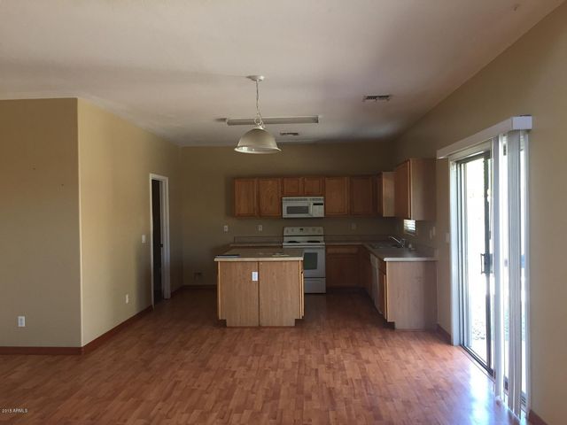 17236 W Country Gables Drive, Surprise, AZ 85388