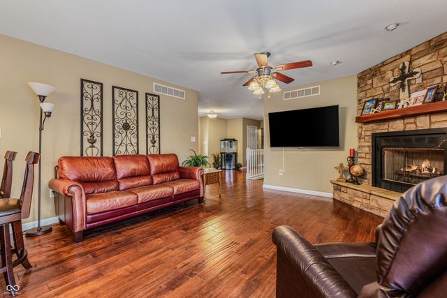 6370 W State Road 46, Columbus, IN 47201