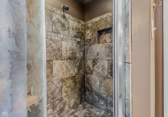 6370 W State Road 46, Columbus, IN 47201