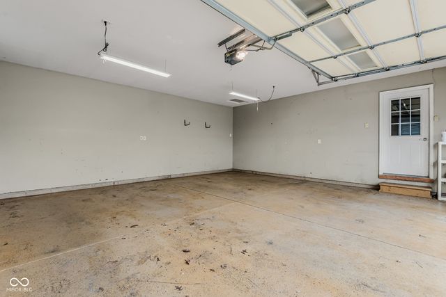 6370 W State Road 46, Columbus, IN 47201