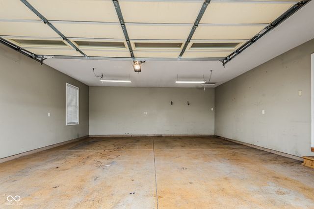 6370 W State Road 46, Columbus, IN 47201