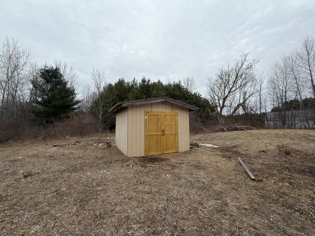 7820 Newberry Road, Alger, MI 48610