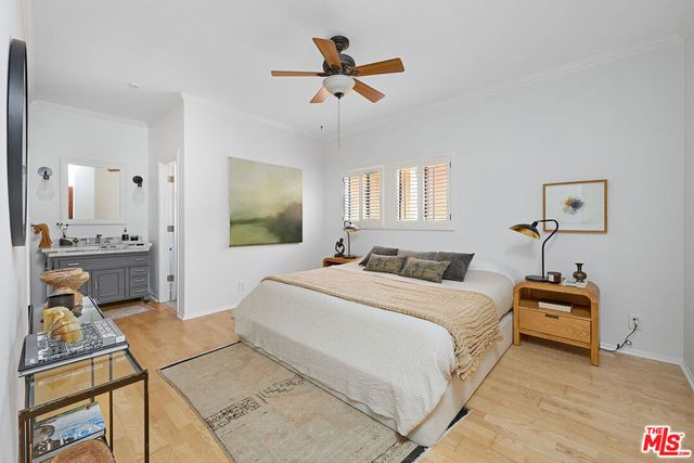 828 N Hudson Avenue 214, Los Angeles, CA 90038