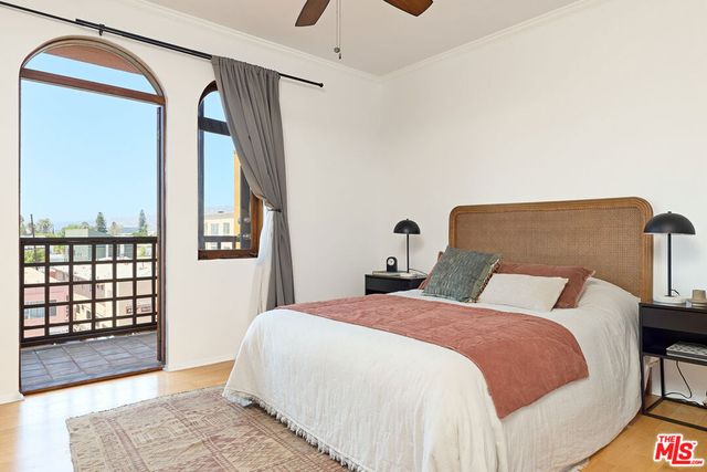 828 N Hudson Avenue 214, Los Angeles, CA 90038