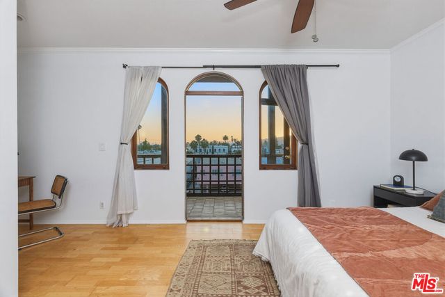 828 N Hudson Avenue 214, Los Angeles, CA 90038