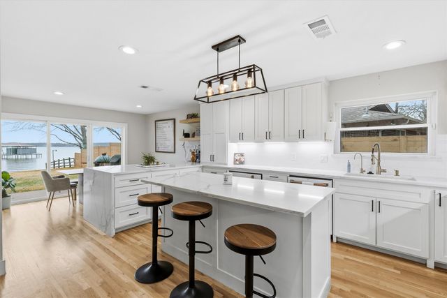 11160 Stanfield Road, Azle, TX 76020