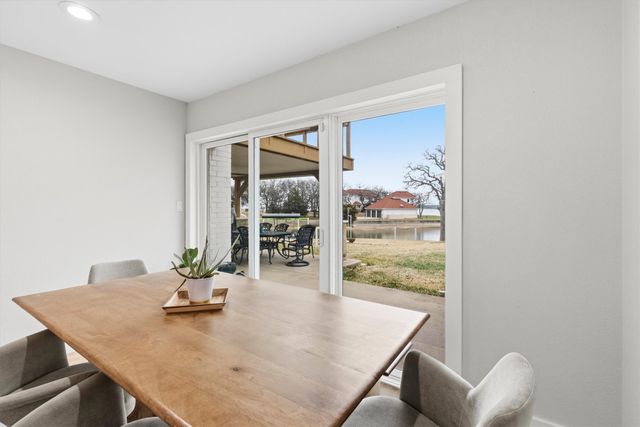 11160 Stanfield Road, Azle, TX 76020