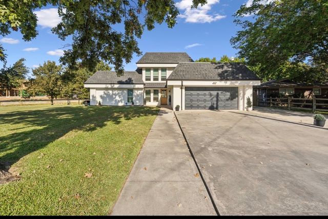 11160 Stanfield Road, Azle, TX 76020